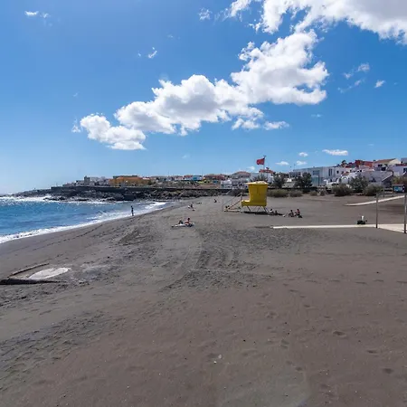 Appartement Home2book Stunning Sea Front