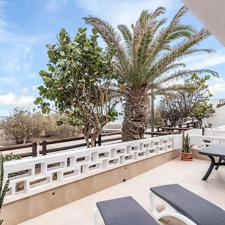 Home2book Stunning Sea Front Appartement *