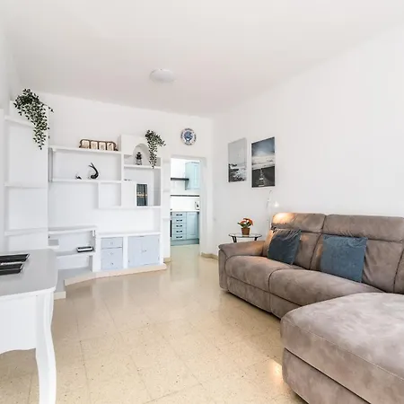 Home2book Stunning Sea Front Appartement *