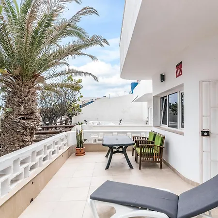 Home2book Stunning Sea Front Appartement *